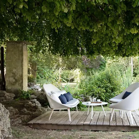 Le Jardin Des Plumes Hotel