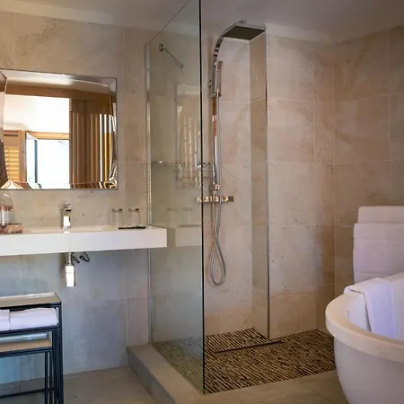 Hotel Le Jardin Des Plumes 2*