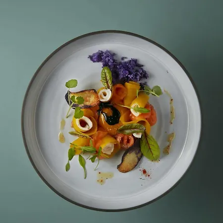 Le Jardin Des Plumes Hotel 2*