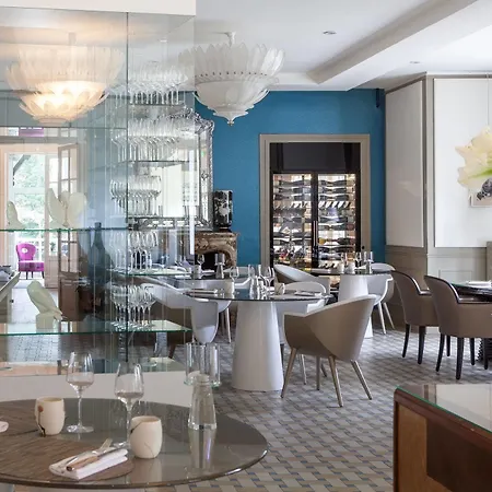 Le Jardin Des Plumes Hotel