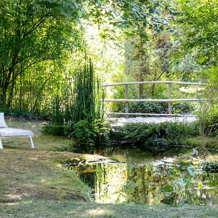 Le Jardin Des Plumes 2* Giverny