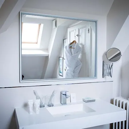 Le Jardin Des Plumes