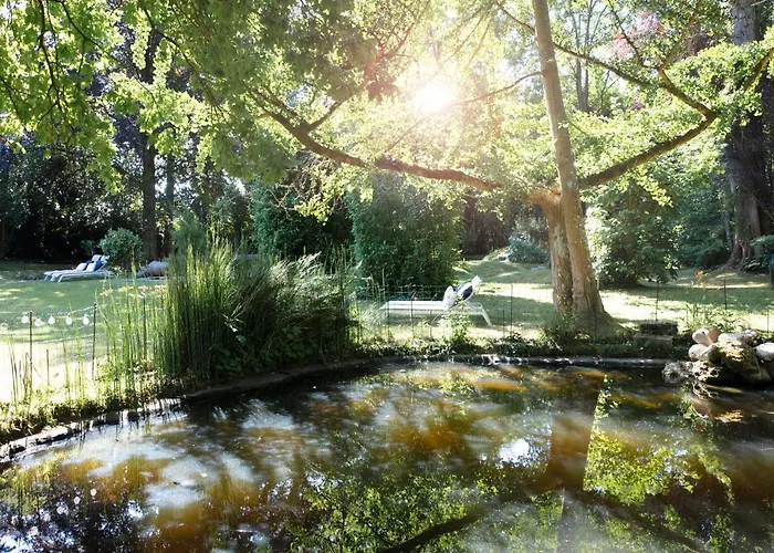 Hotel Le Jardin Des Plumes 2*