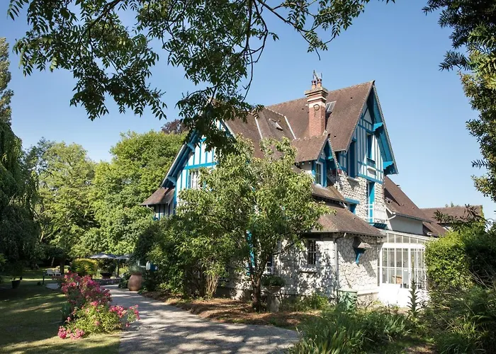 Le Jardin Des Plumes Hotel 2*