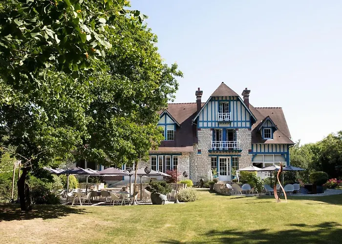 Le Jardin Des Plumes Hotel 2*