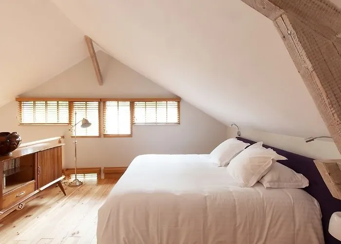 Le Jardin Des Plumes Hotel