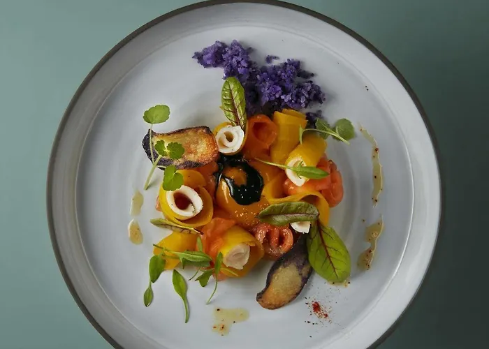 Le Jardin Des Plumes Hotel 2*