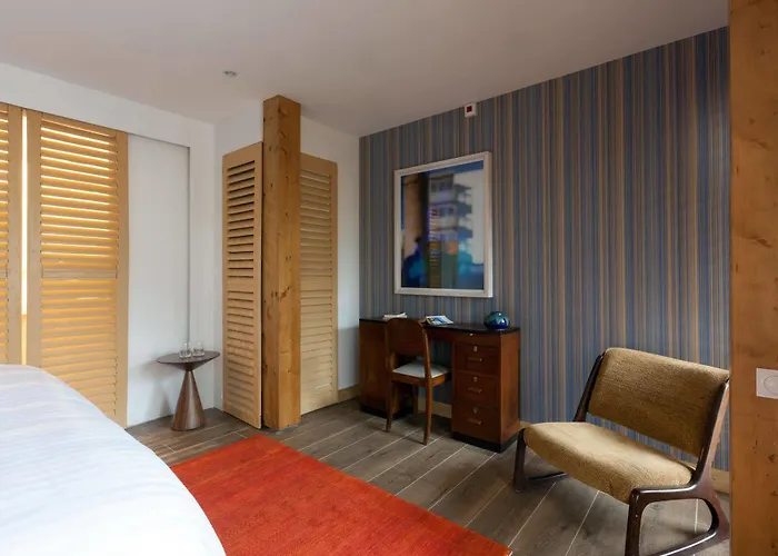 Le Jardin Des Plumes Giverny