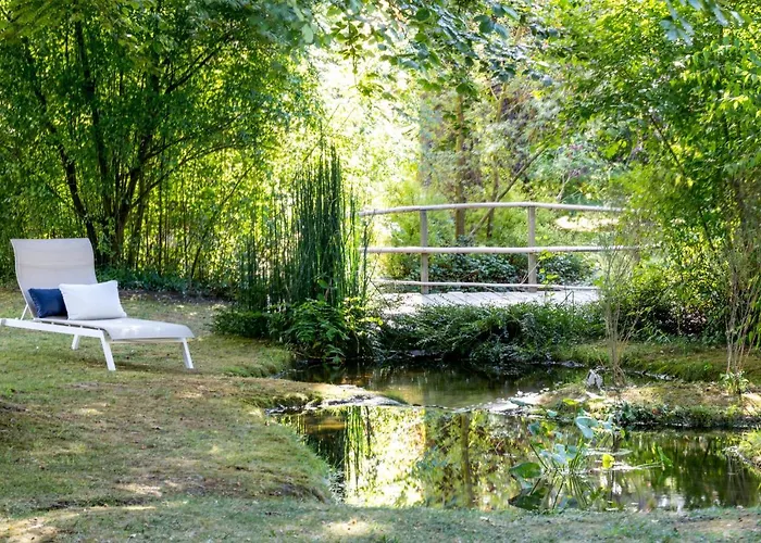 Le Jardin Des Plumes 2* Giverny
