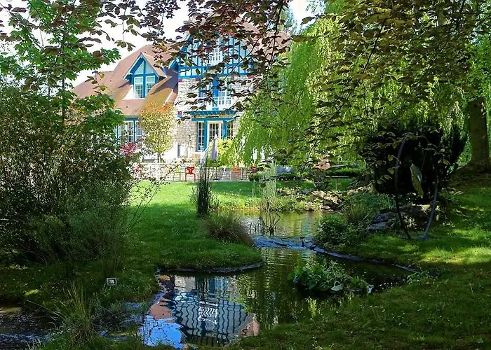 Le Jardin Des Plumes Hotel 2*